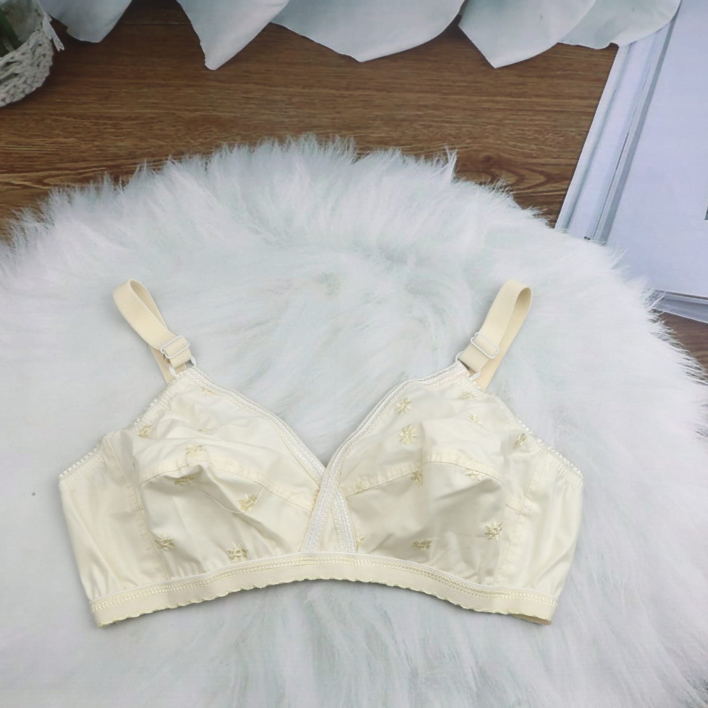 Pack of 4 Star Embroidery Cotton Bra